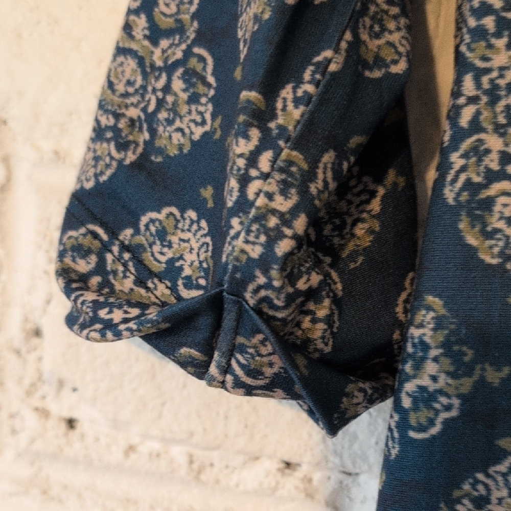 Persnickety Patterned Top With Ruffle - Picture 4 of 9